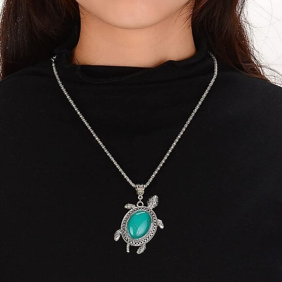 Elegant Bohemian Turtle Turquoise Earrings, Bracelet & Necklace Set - 3 Items - Picture 4 of 5